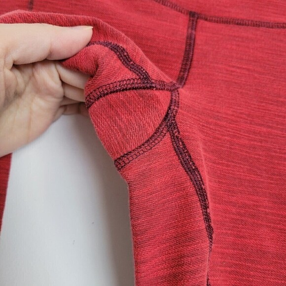 Lululemon Athletica Verve Cropped Red Deepest Cranberry Cut Off Raw Hem Pants 4 - Picture 7 of 14